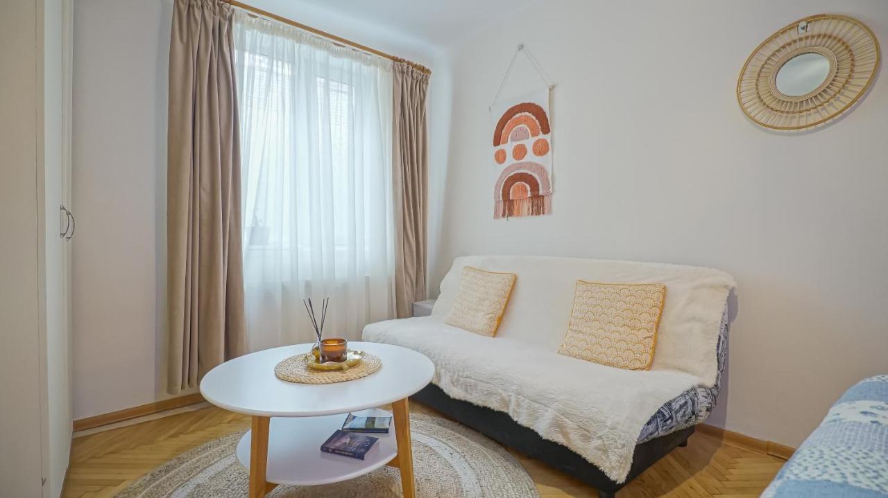 Old Town City Center Apartments Braşov Buitenkant foto