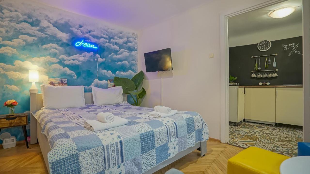 Old Town City Center Apartments Braşov Buitenkant foto