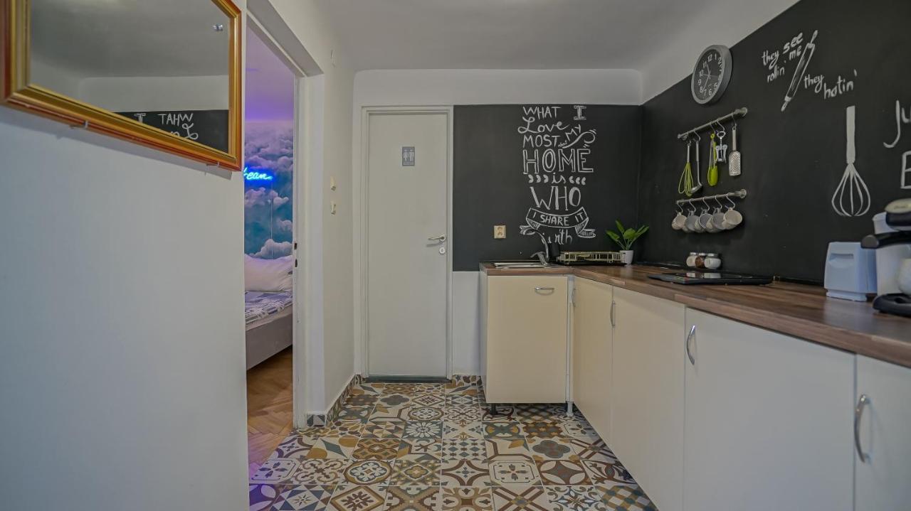 Old Town City Center Apartments Braşov Buitenkant foto